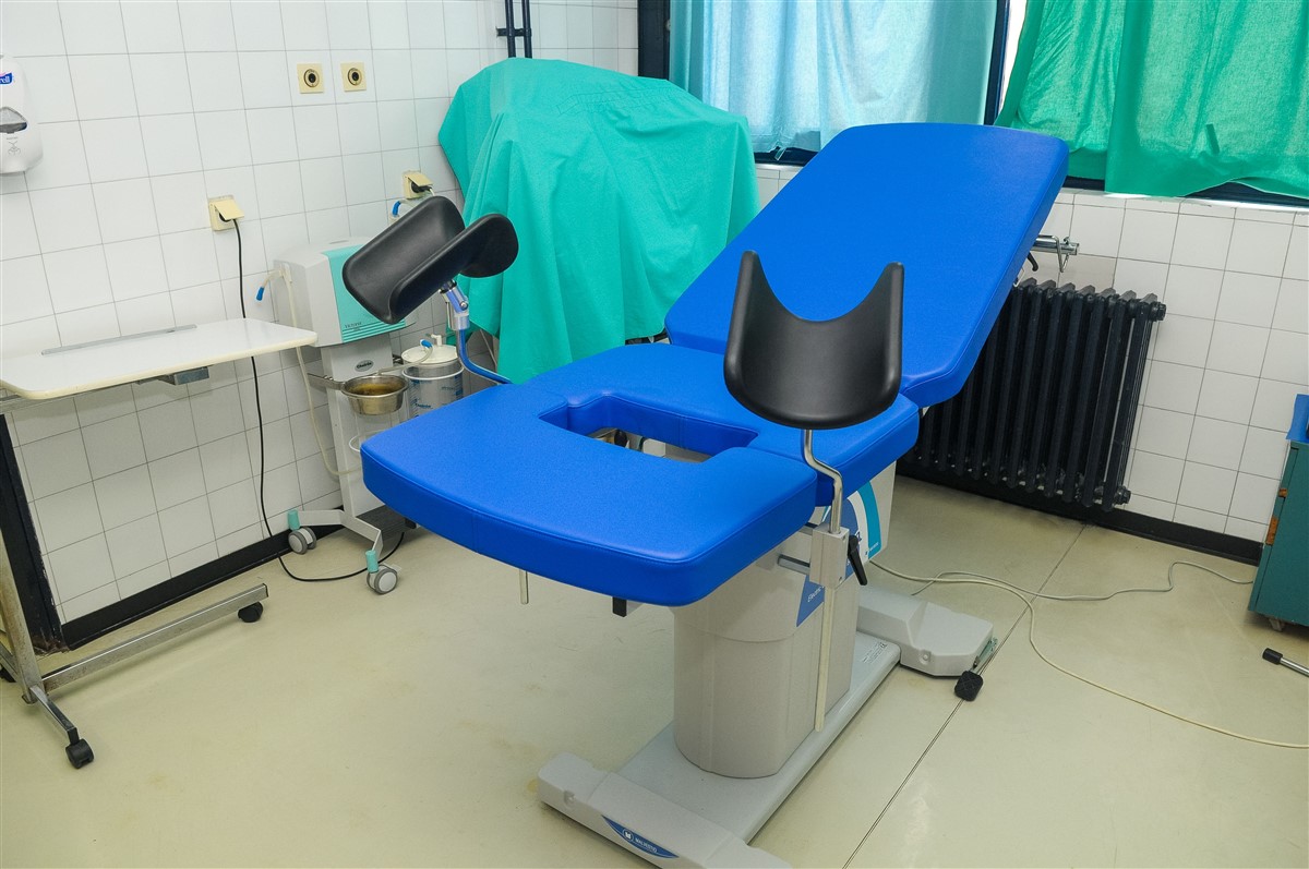 fauteuil gynecologique éléctrique